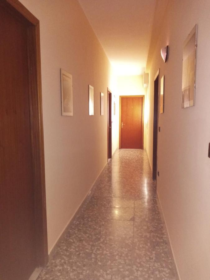 Tana Degli Elfi Parabita Dış mekan fotoğraf